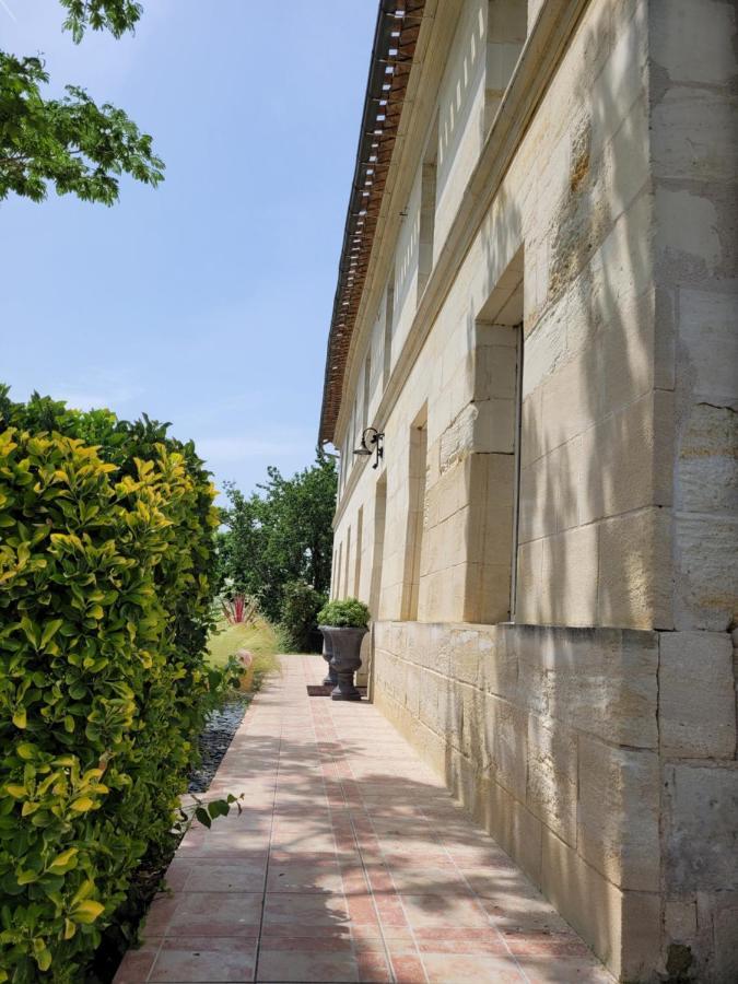 Chambre Merlot avec salle de bain privée Lugon et l’Ile du Carney Exterior foto